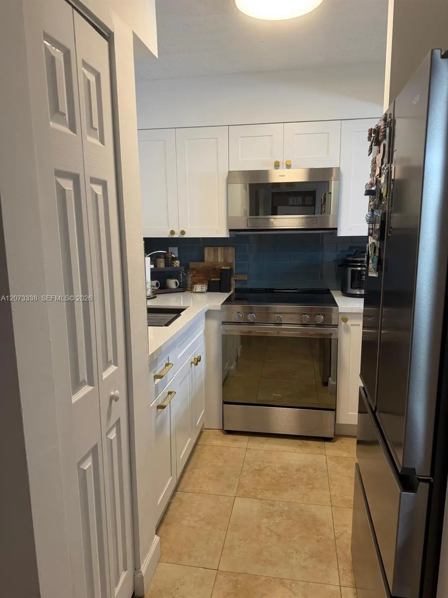 14930 SW 82nd Ter #16-506 Miami, FL 33193