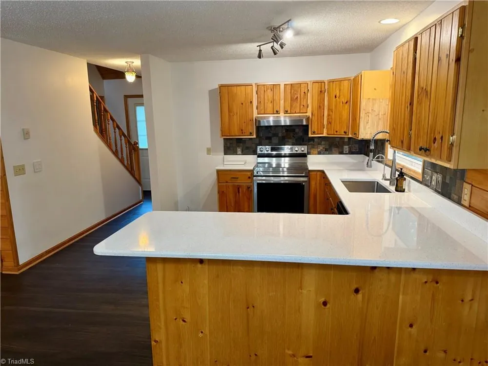 61 Lucky Hill Road Grassy Creek, NC 28631