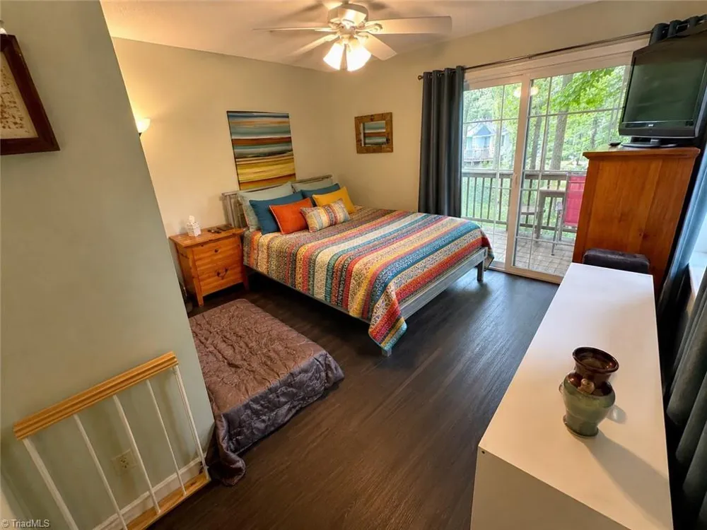 61 Lucky Hill Road Grassy Creek, NC 28631
