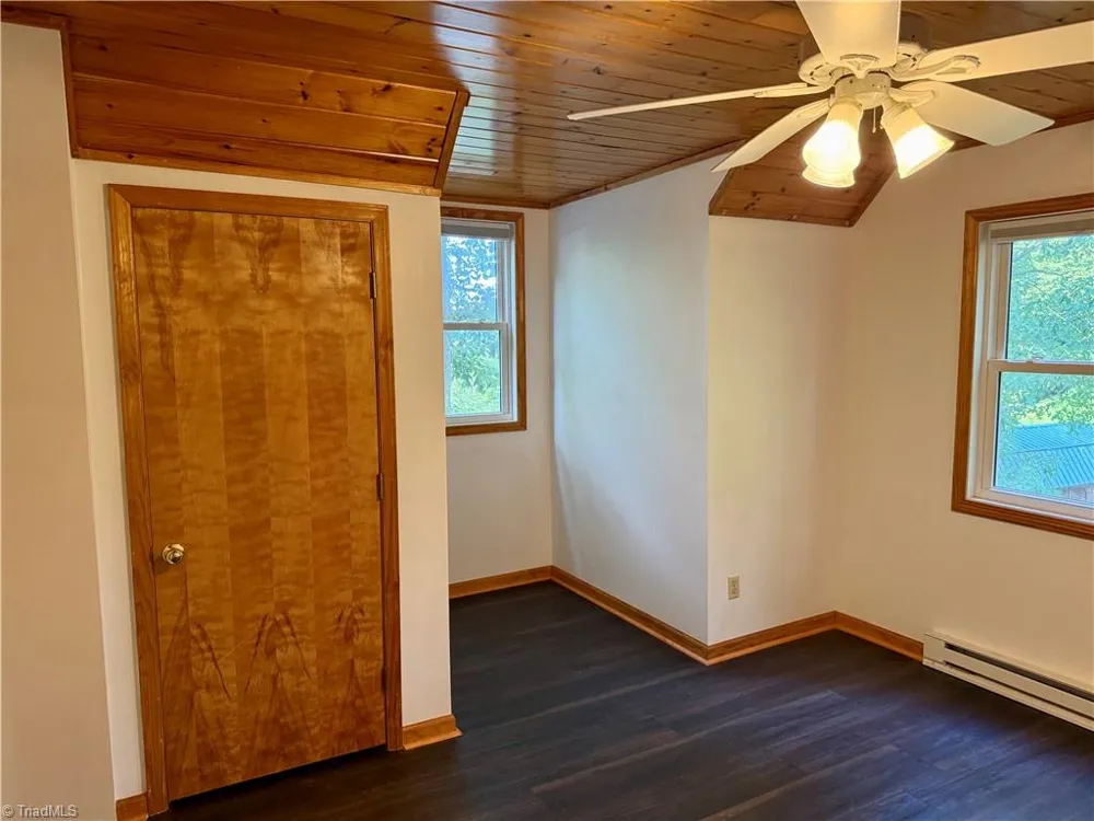 61 Lucky Hill Road Grassy Creek, NC 28631