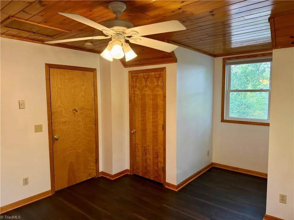 61 Lucky Hill Road Grassy Creek, NC 28631
