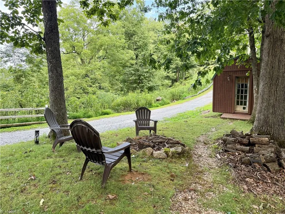 61 Lucky Hill Road Grassy Creek, NC 28631