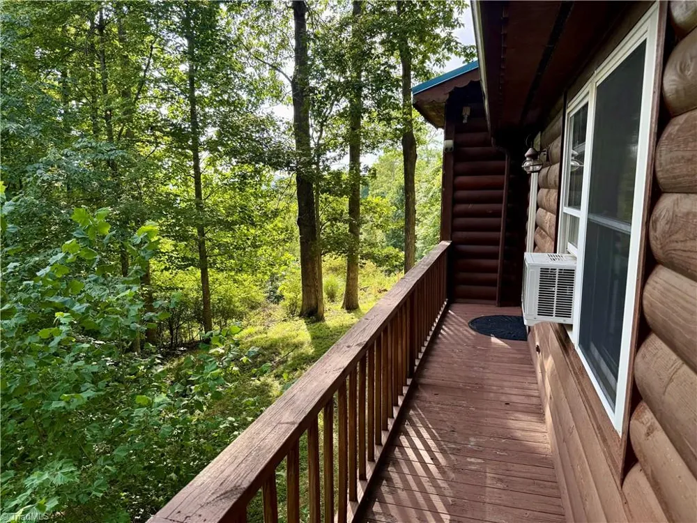 61 Lucky Hill Road Grassy Creek, NC 28631