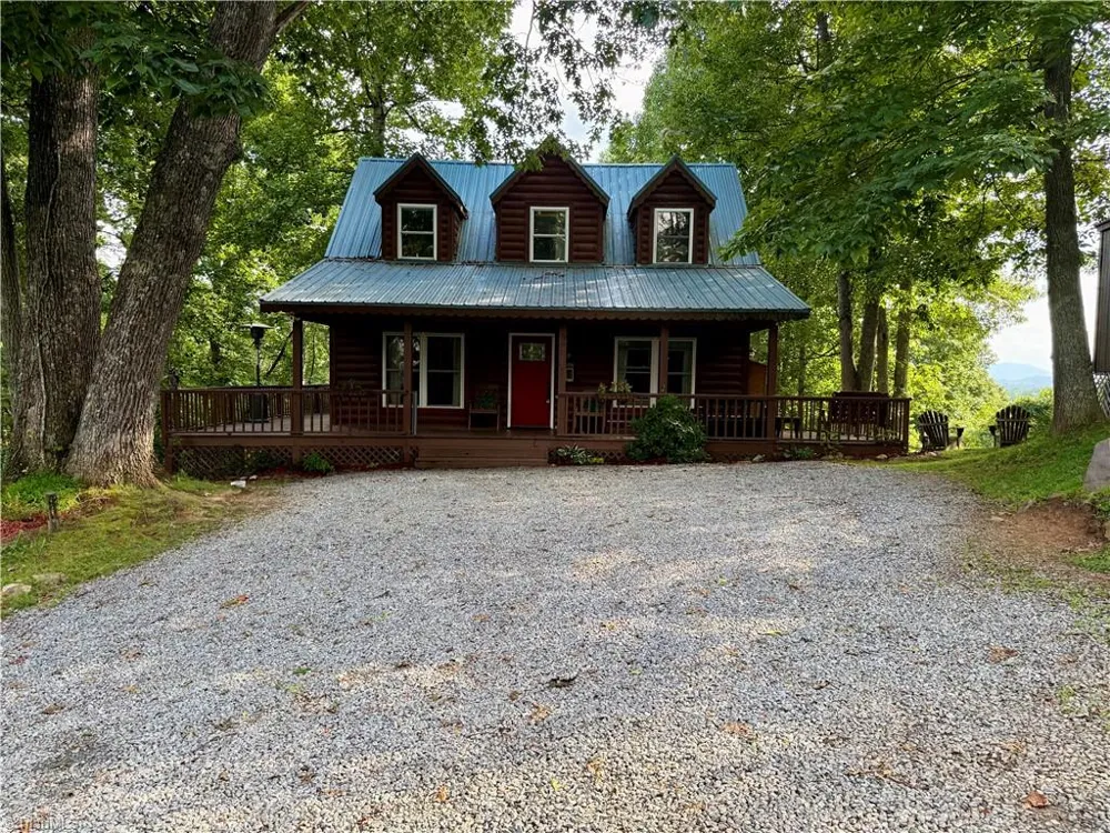 61 Lucky Hill Road Grassy Creek, NC 28631
