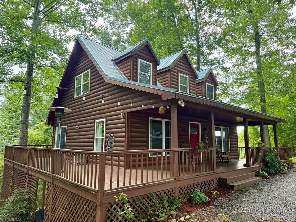 61 Lucky Hill Road Grassy Creek, NC 28631