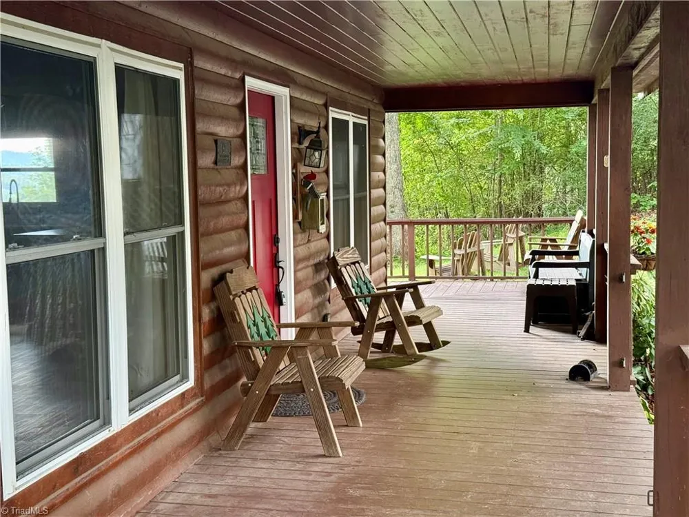 61 Lucky Hill Road Grassy Creek, NC 28631