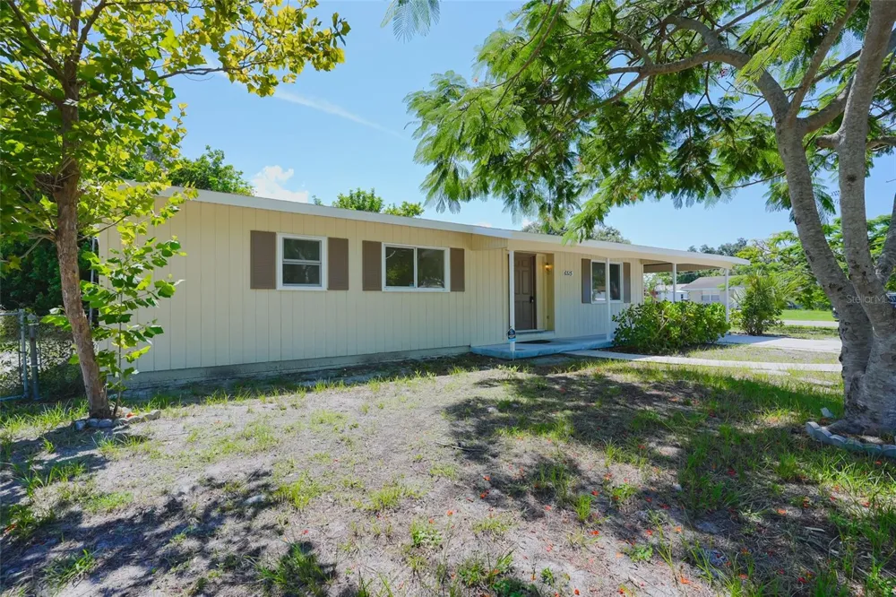 6515 3RD STREET COURT W Bradenton, FL 34207
