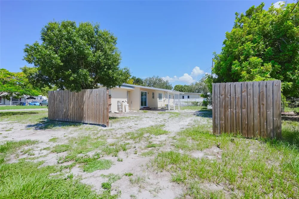 6515 3RD STREET COURT W Bradenton, FL 34207