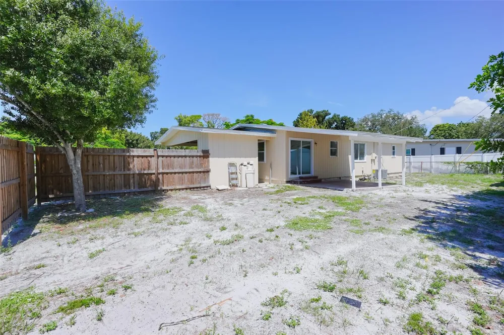 6515 3RD STREET COURT W Bradenton, FL 34207
