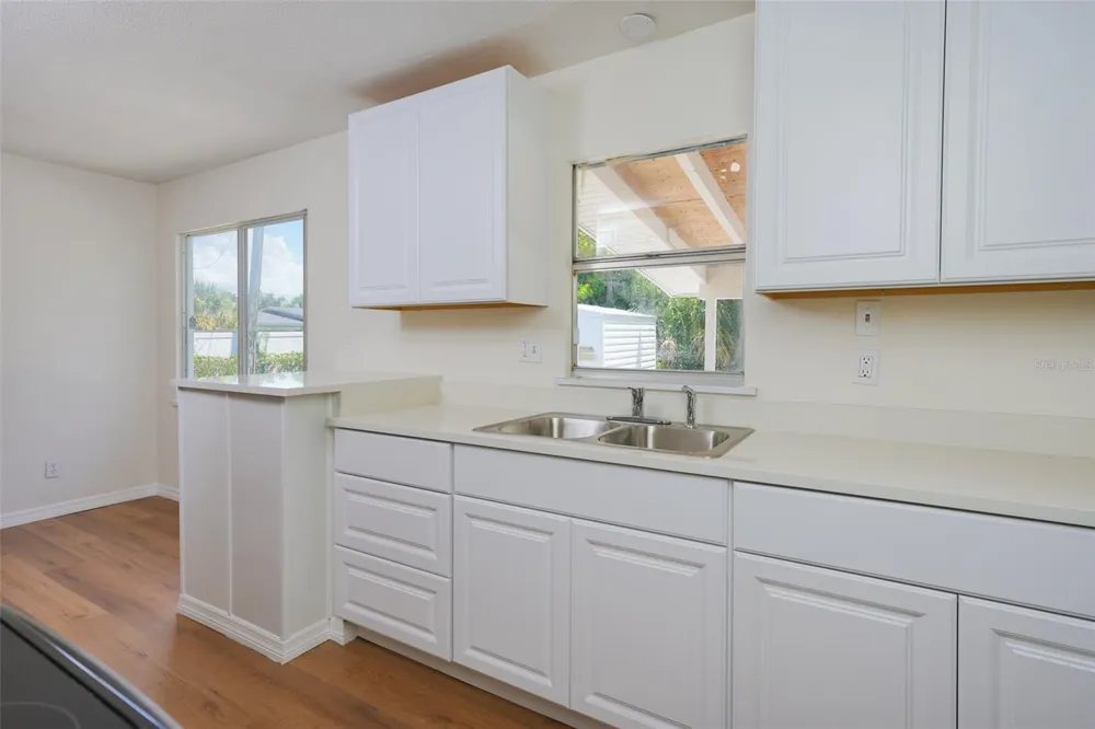 6515 3RD STREET COURT W Bradenton, FL 34207