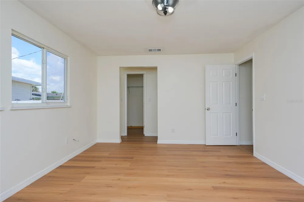 6515 3RD STREET COURT W Bradenton, FL 34207