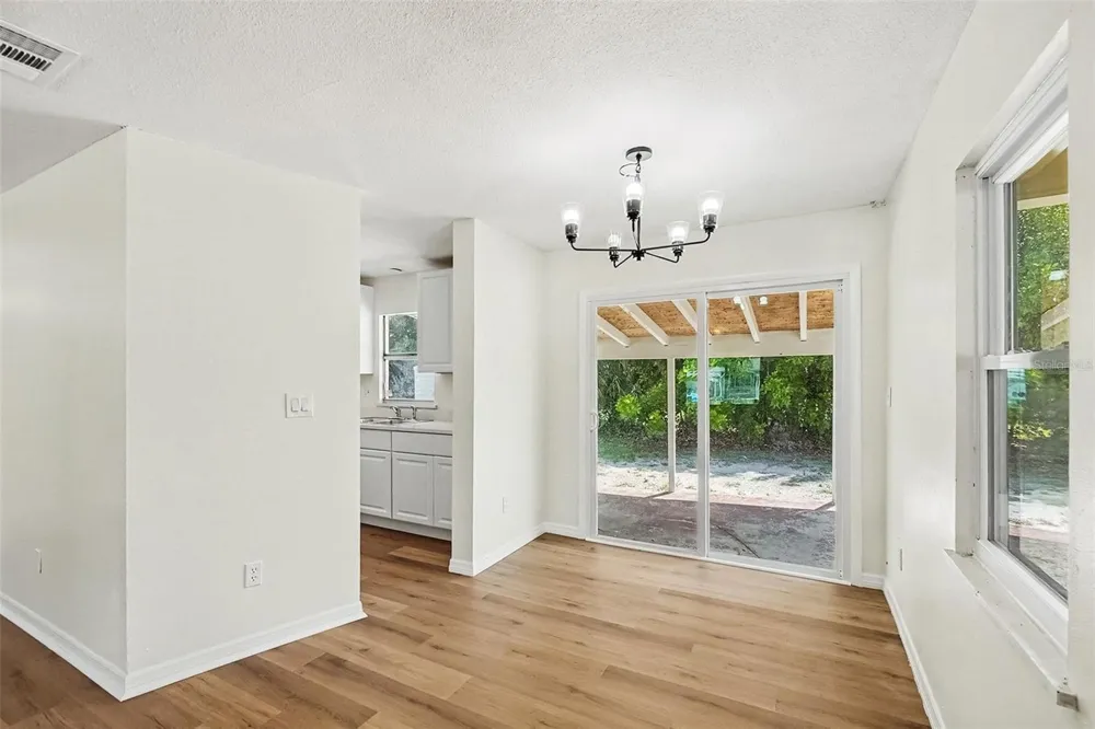6515 3RD STREET COURT W Bradenton, FL 34207