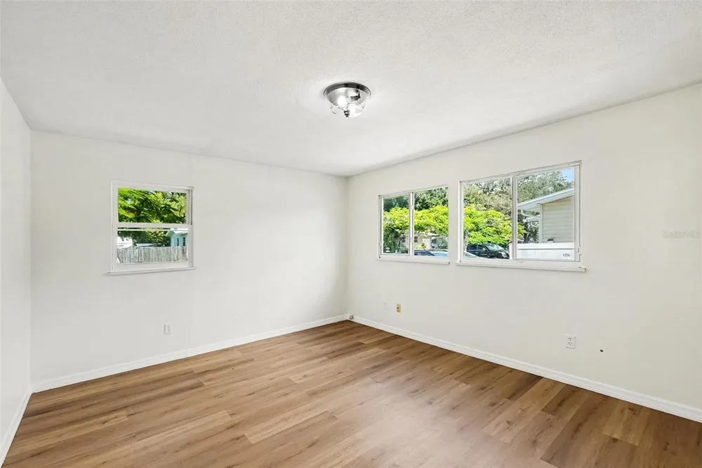 6515 3RD STREET COURT W Bradenton, FL 34207