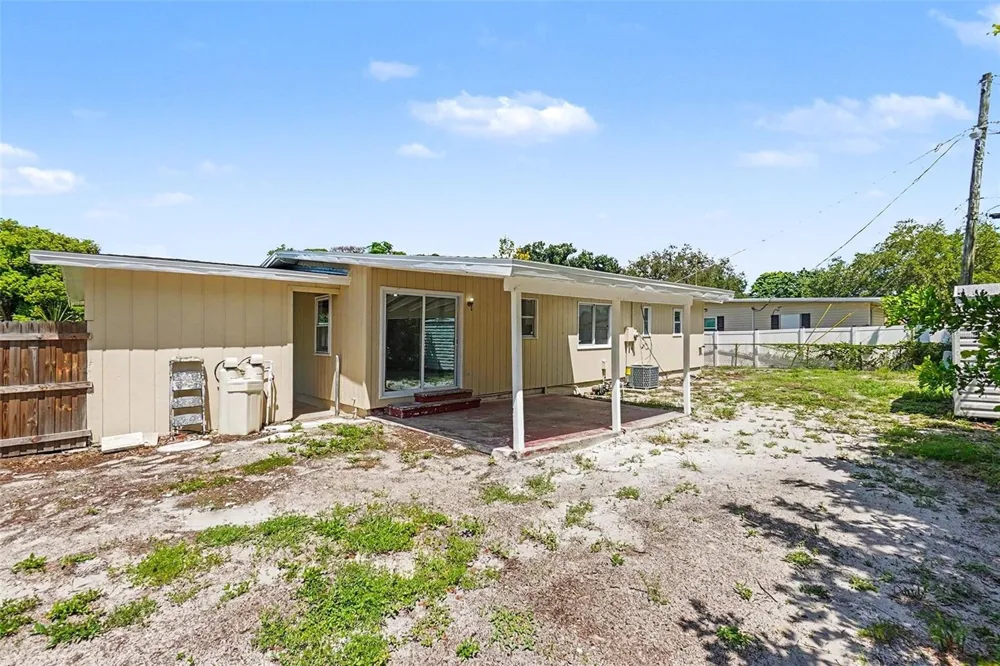 6515 3RD STREET COURT W Bradenton, FL 34207