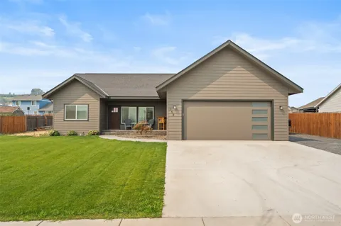 158 Saratoga LN