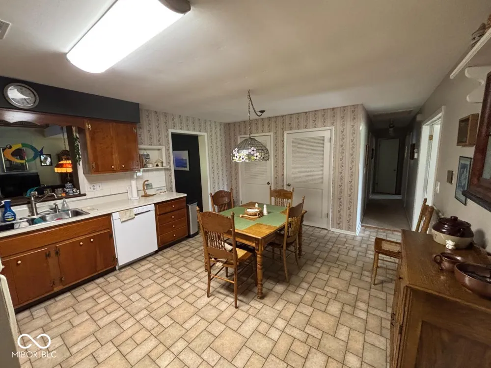 3100 E Sunset Drive Muncie, IN 47303