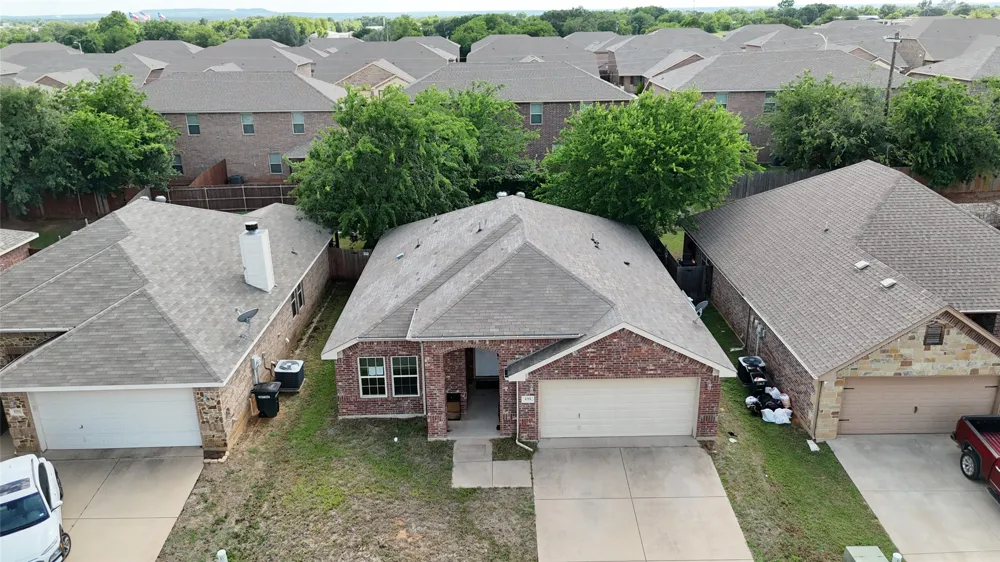 4204 Sapphire Lane Granbury, TX 76049