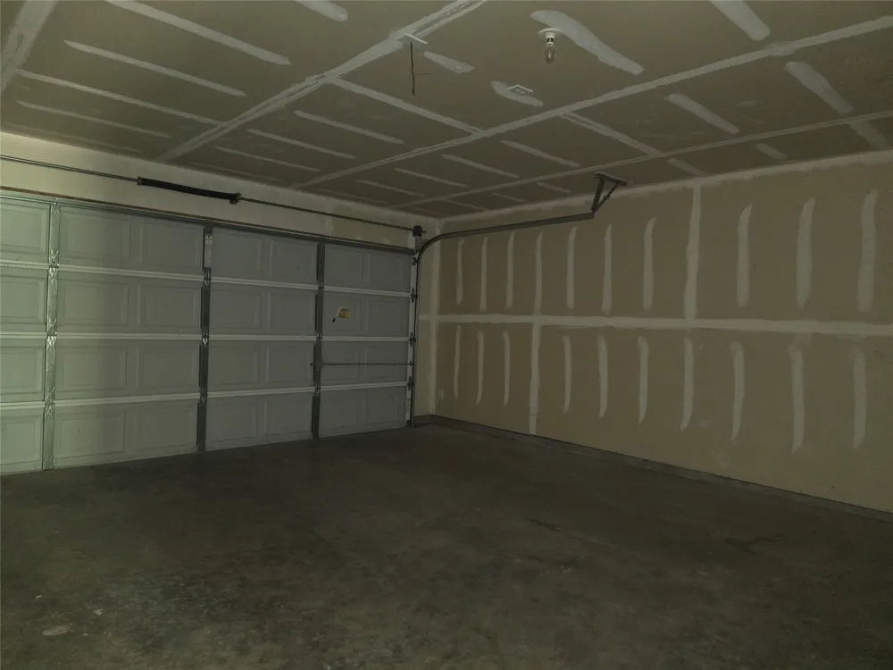 4204 Sapphire Lane Granbury, TX 76049