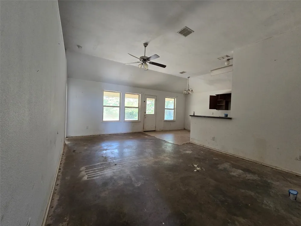 4204 Sapphire Lane Granbury, TX 76049