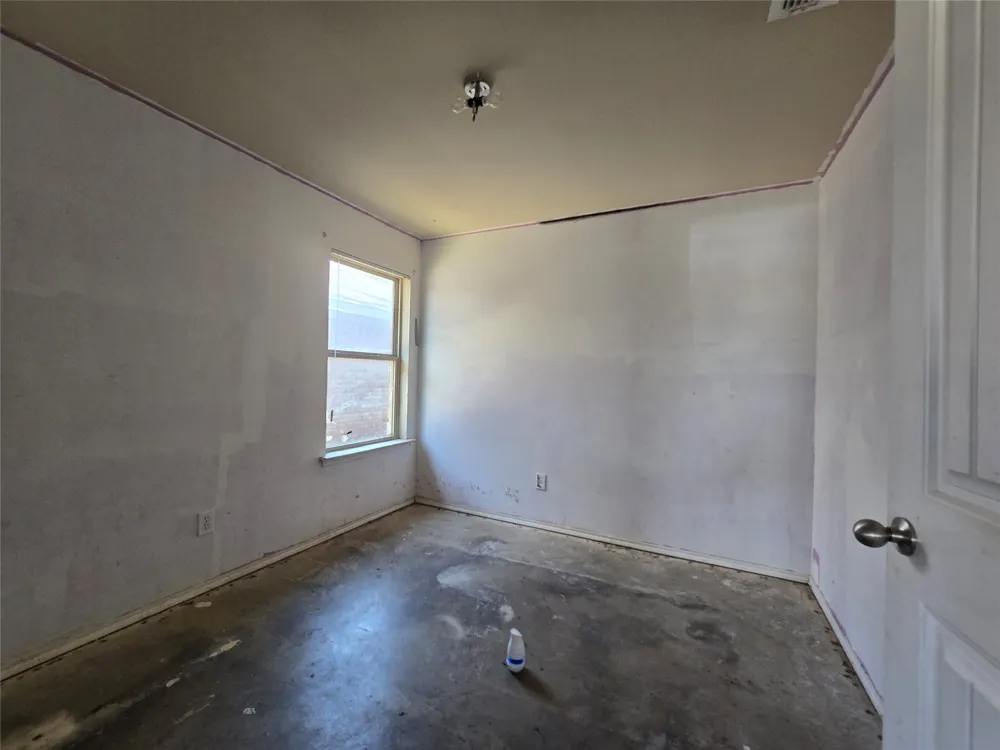 4204 Sapphire Lane Granbury, TX 76049