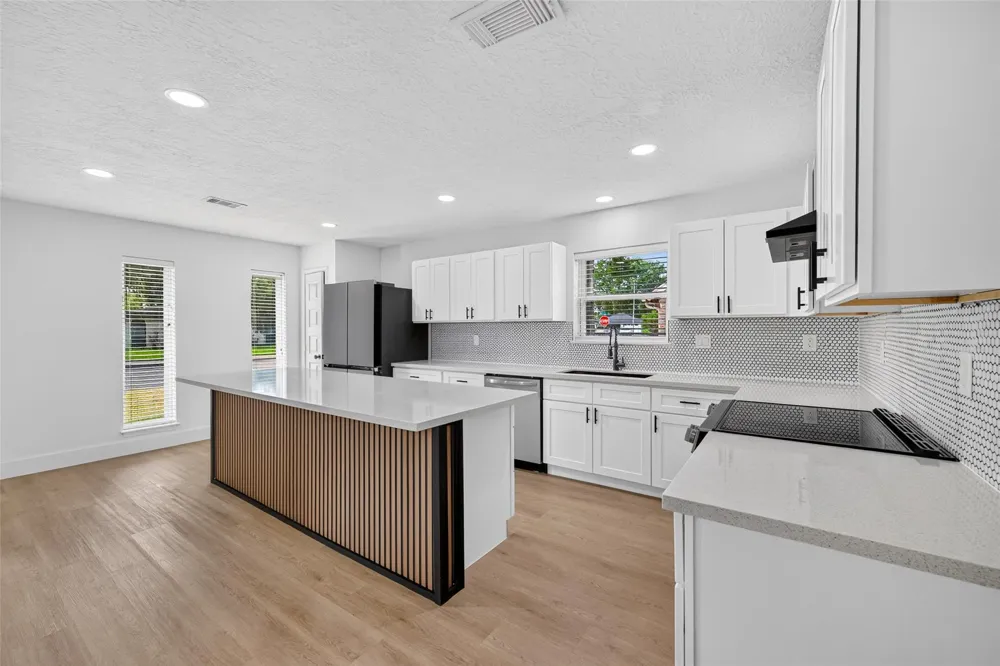 1407 Neptune Lane Houston, TX 77062