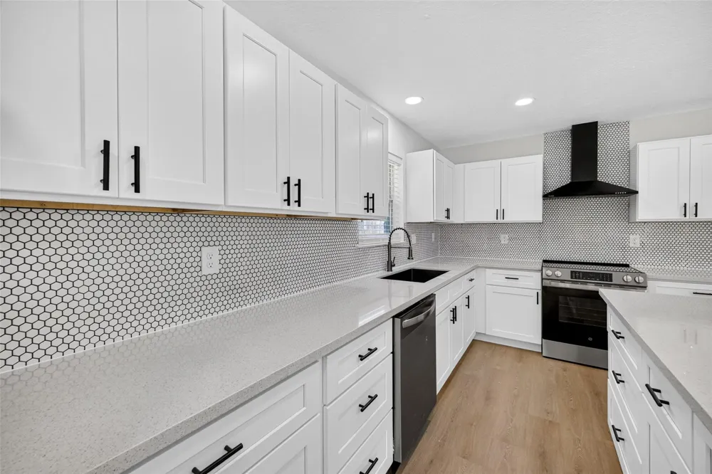 1407 Neptune Lane Houston, TX 77062