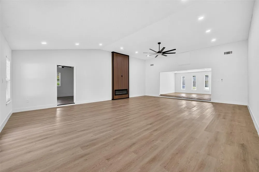 1407 Neptune Lane Houston, TX 77062
