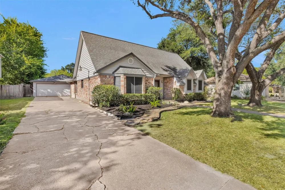 13306 Bexhill Drive Houston, TX 77065