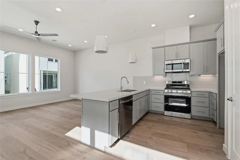 3905 Willowbend Point Drive Houston, TX 77025