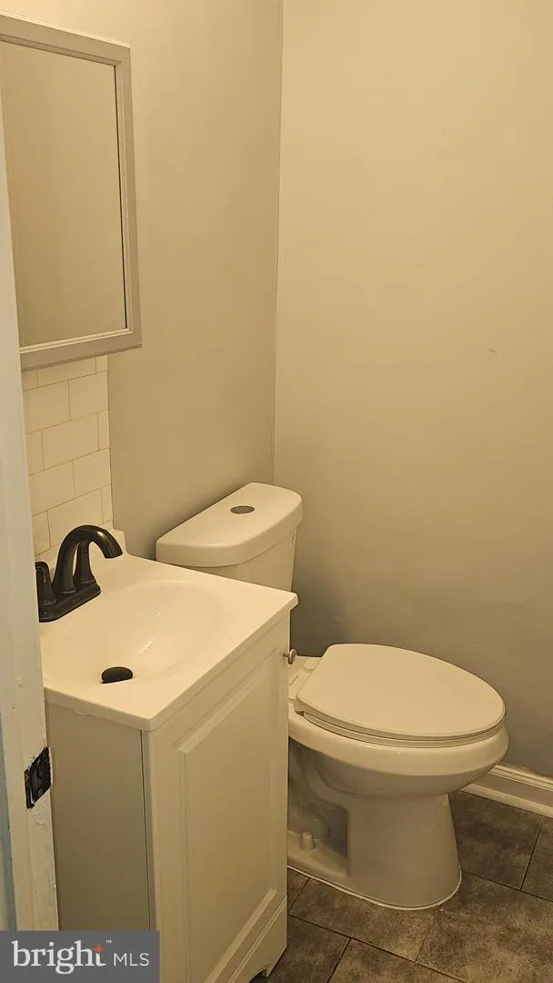 2456 4TH STREET Philadelphia, PA 19133