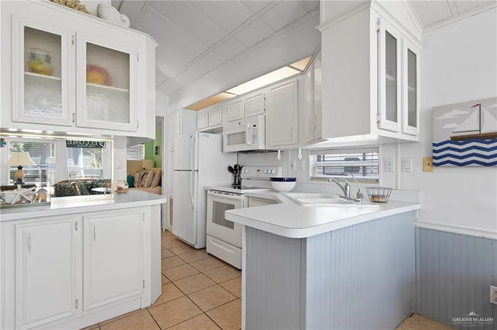 756 E Clam Circle Port Isabel, TX 78578