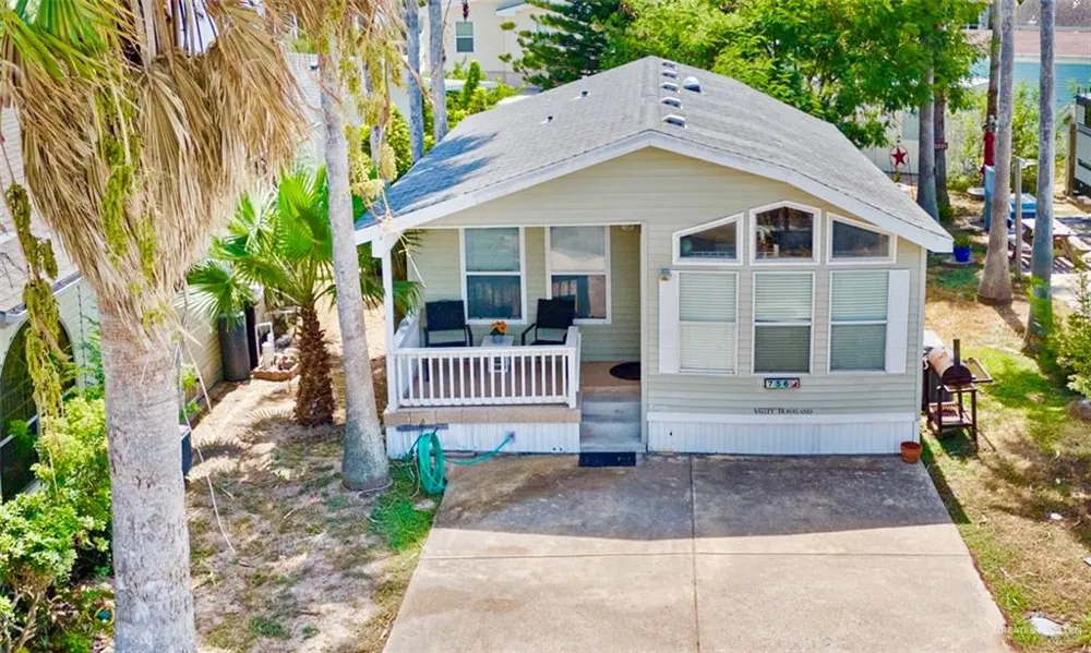 756 E Clam Circle Port Isabel, TX 78578