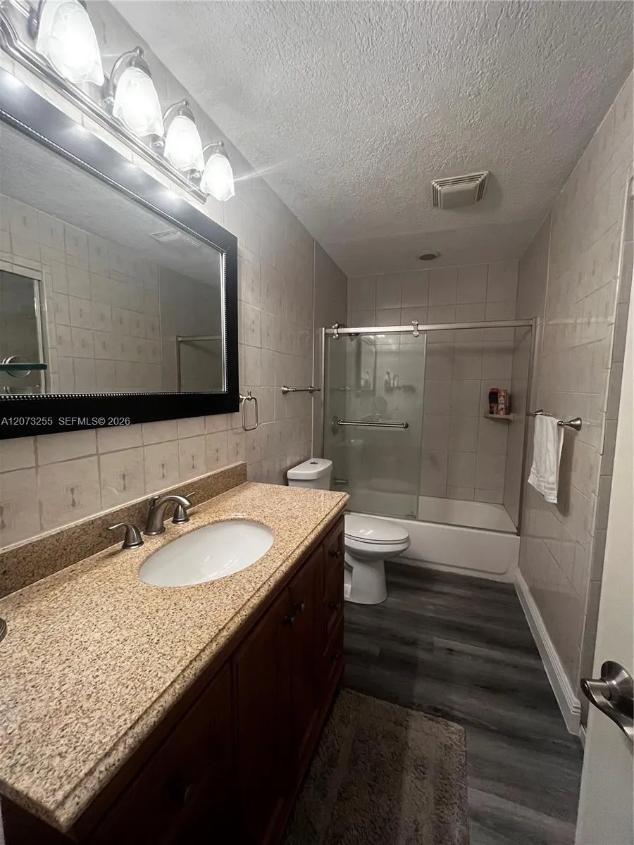 7103 SW 3rd Ct North Lauderdale, FL 33068