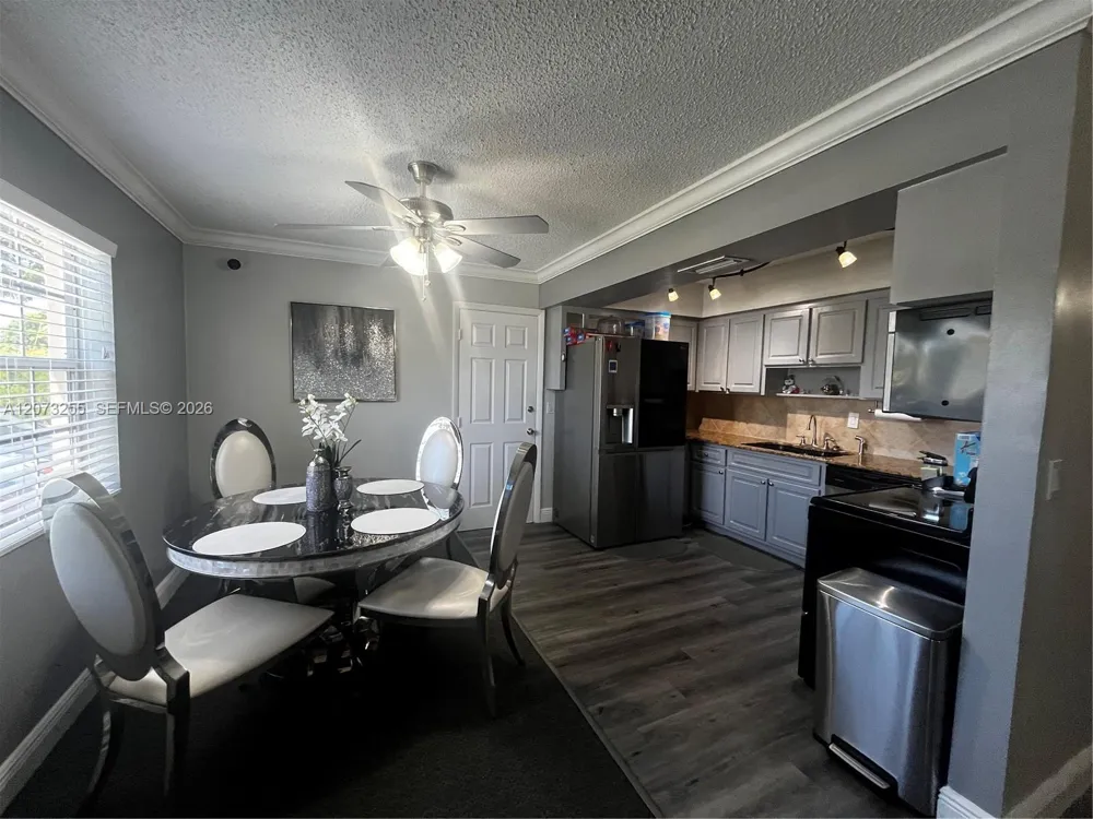7103 SW 3rd Ct North Lauderdale, FL 33068