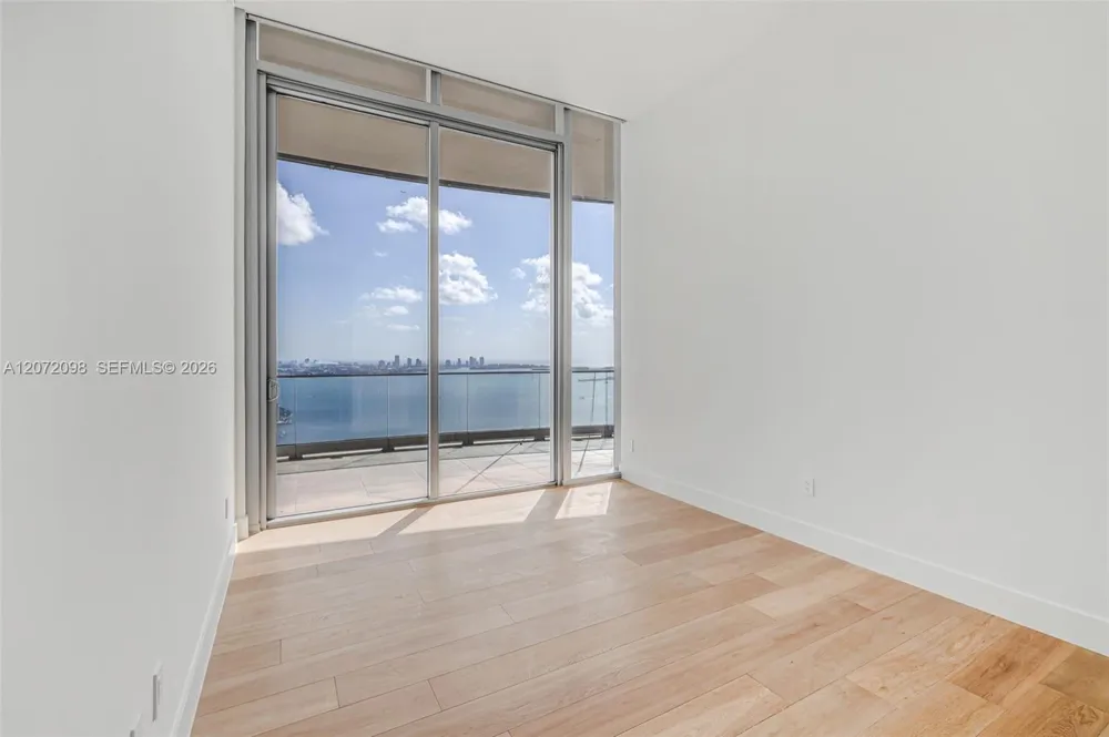 175 SE 25 Road #PH4301 Miami, FL 33129