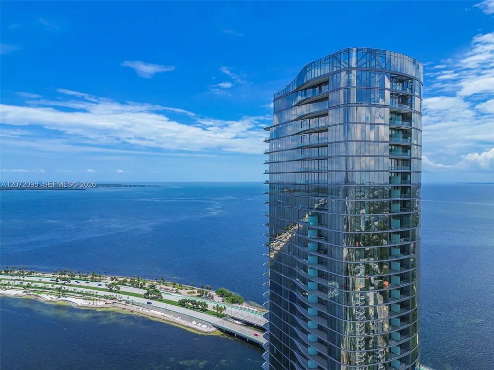 175 SE 25 Road #PH4301 Miami, FL 33129