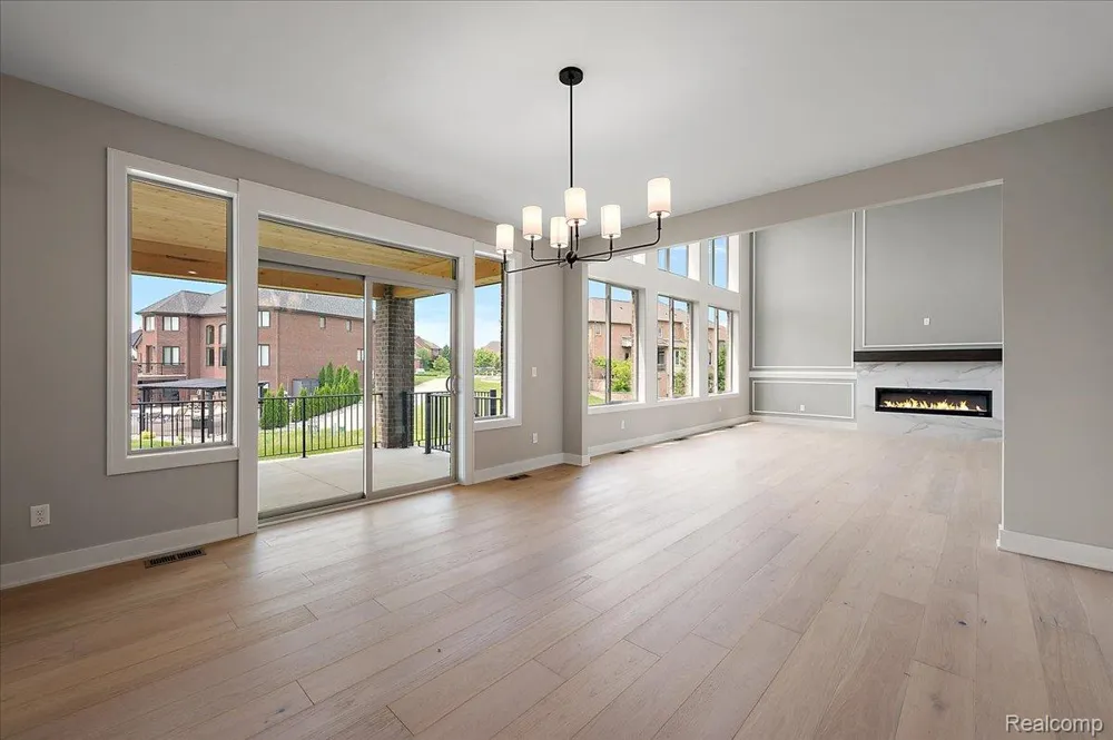16199 VIA COLICO Macomb Township, MI 48042