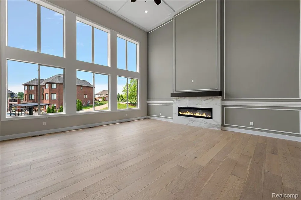 16199 VIA COLICO Macomb Township, MI 48042