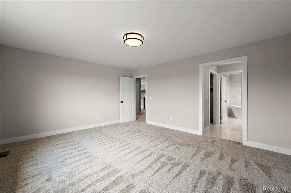 16199 VIA COLICO Macomb Township, MI 48042