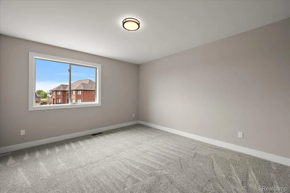16199 VIA COLICO Macomb Township, MI 48042