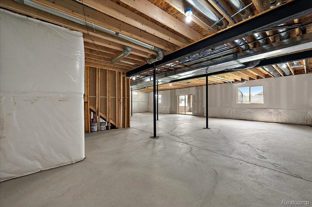 16199 VIA COLICO Macomb Township, MI 48042