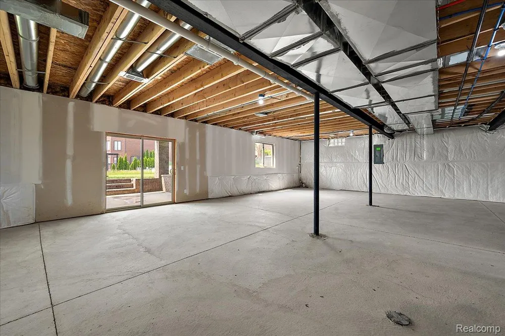 16199 VIA COLICO Macomb Township, MI 48042
