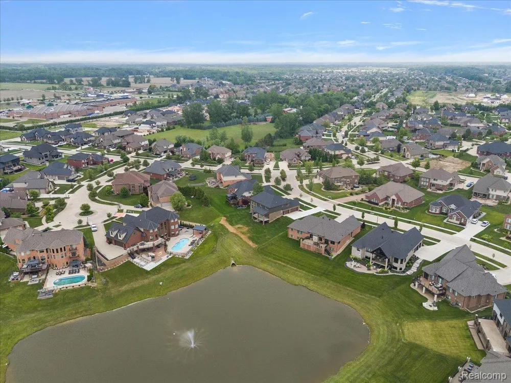 16199 VIA COLICO Macomb Township, MI 48042