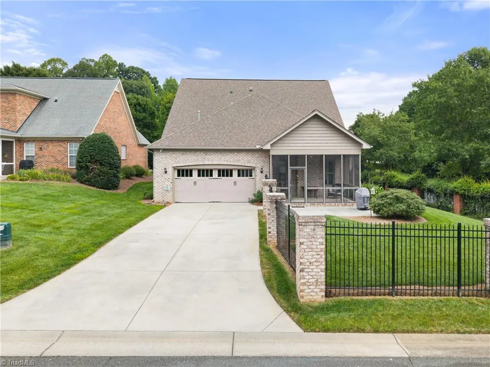 101 Mallard Glen Circle Winston-Salem, NC 27106