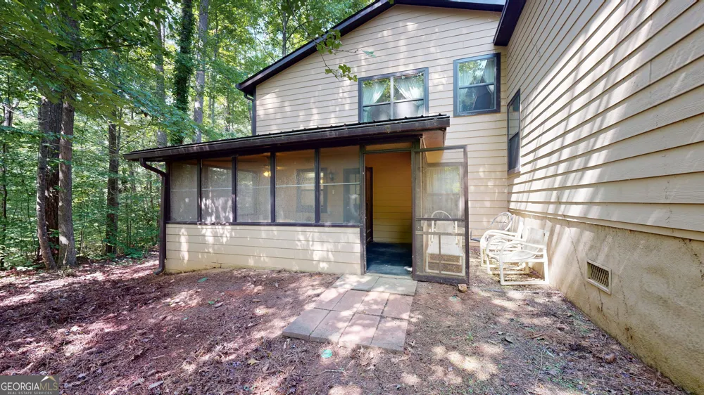 6562 Oakwood DR Douglasville, GA 30135