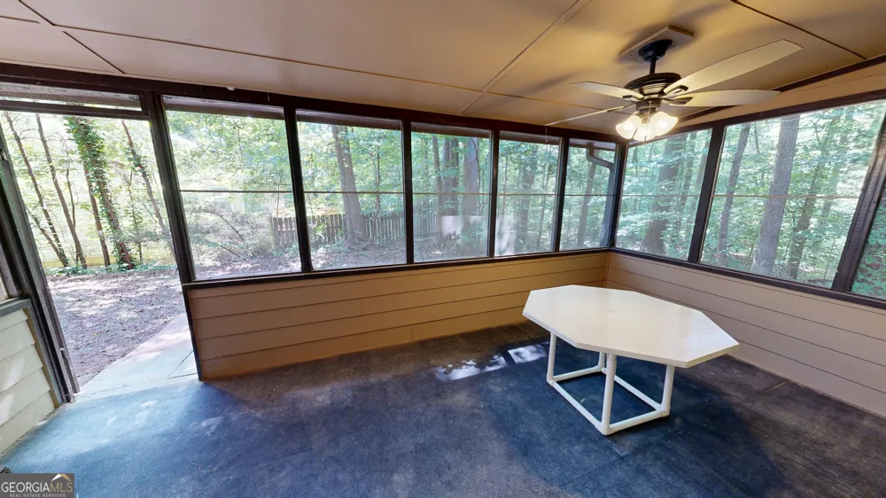 6562 Oakwood DR Douglasville, GA 30135