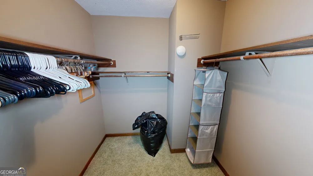 6562 Oakwood DR Douglasville, GA 30135