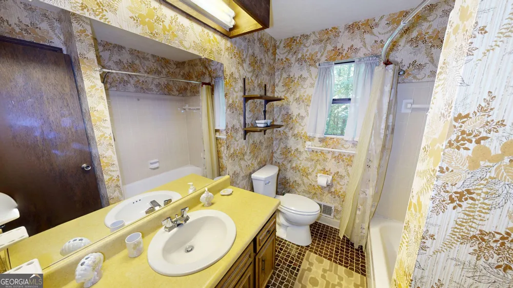6562 Oakwood DR Douglasville, GA 30135