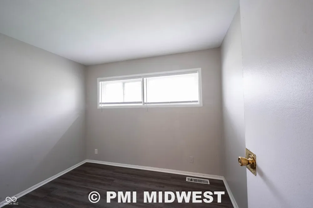 4939 Katherine Drive Indianapolis, IN 46226
