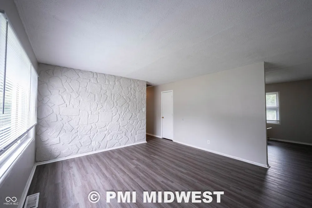 4939 Katherine Drive Indianapolis, IN 46226
